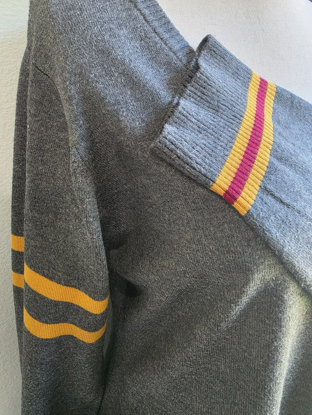 Hot Topic Gray Cardigan with Yellow and Red Crest Accents - Picture 4 of 6